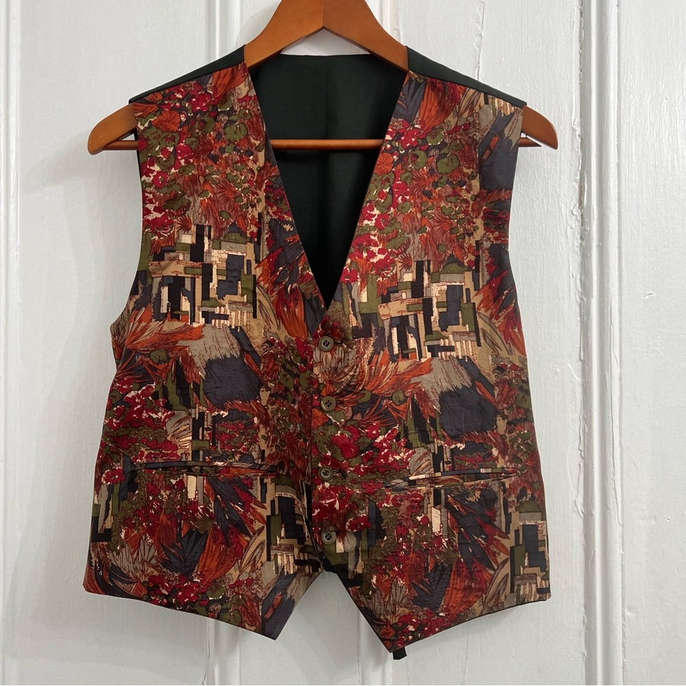 Abstract silk Vest, Burgundy and Black, size medium/Lg